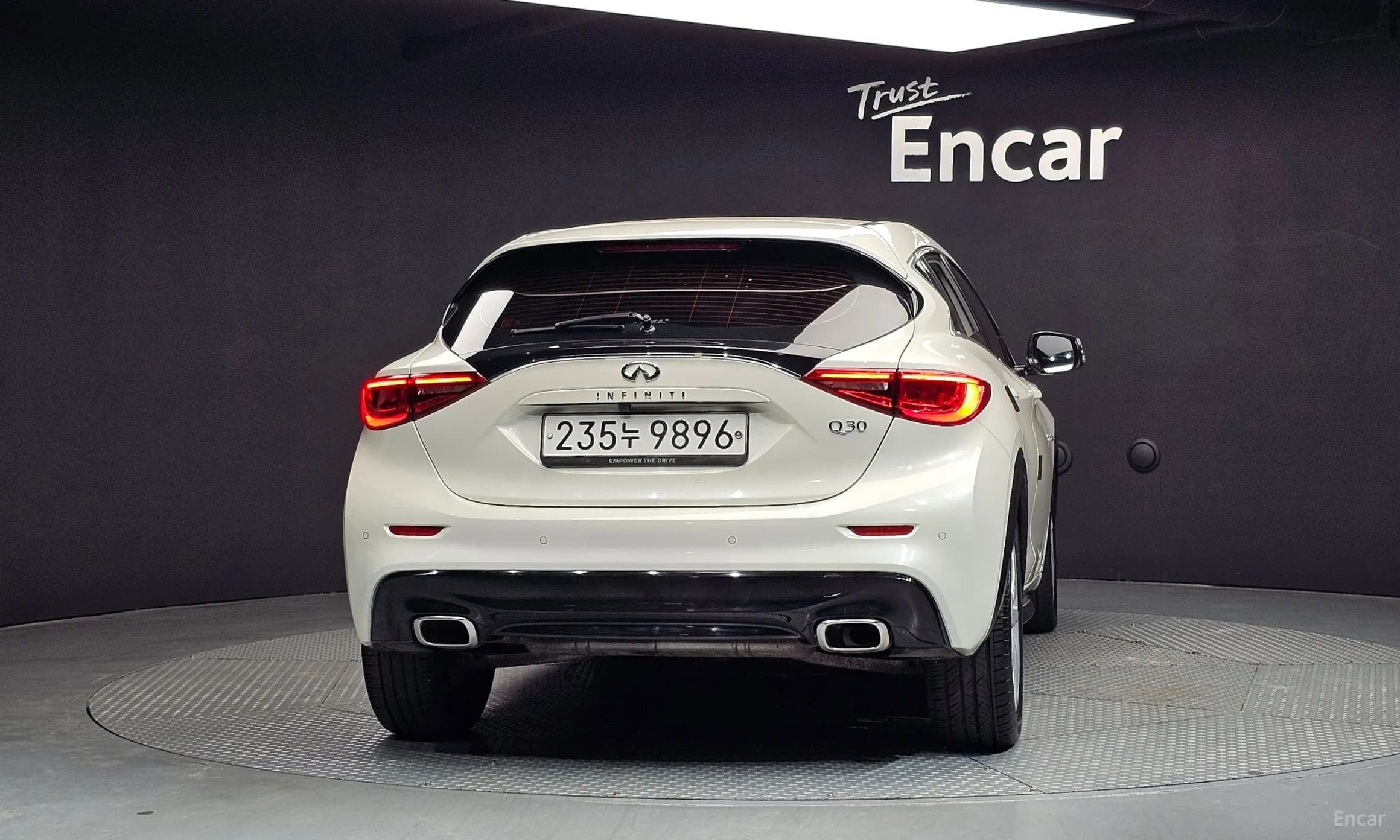 Q30