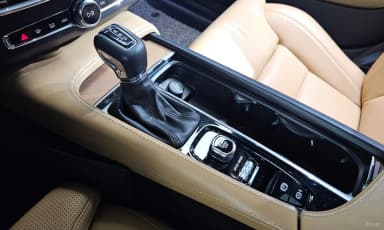 S90