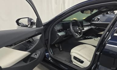 5 Series (G60)