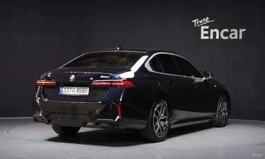 5 Series (G60)