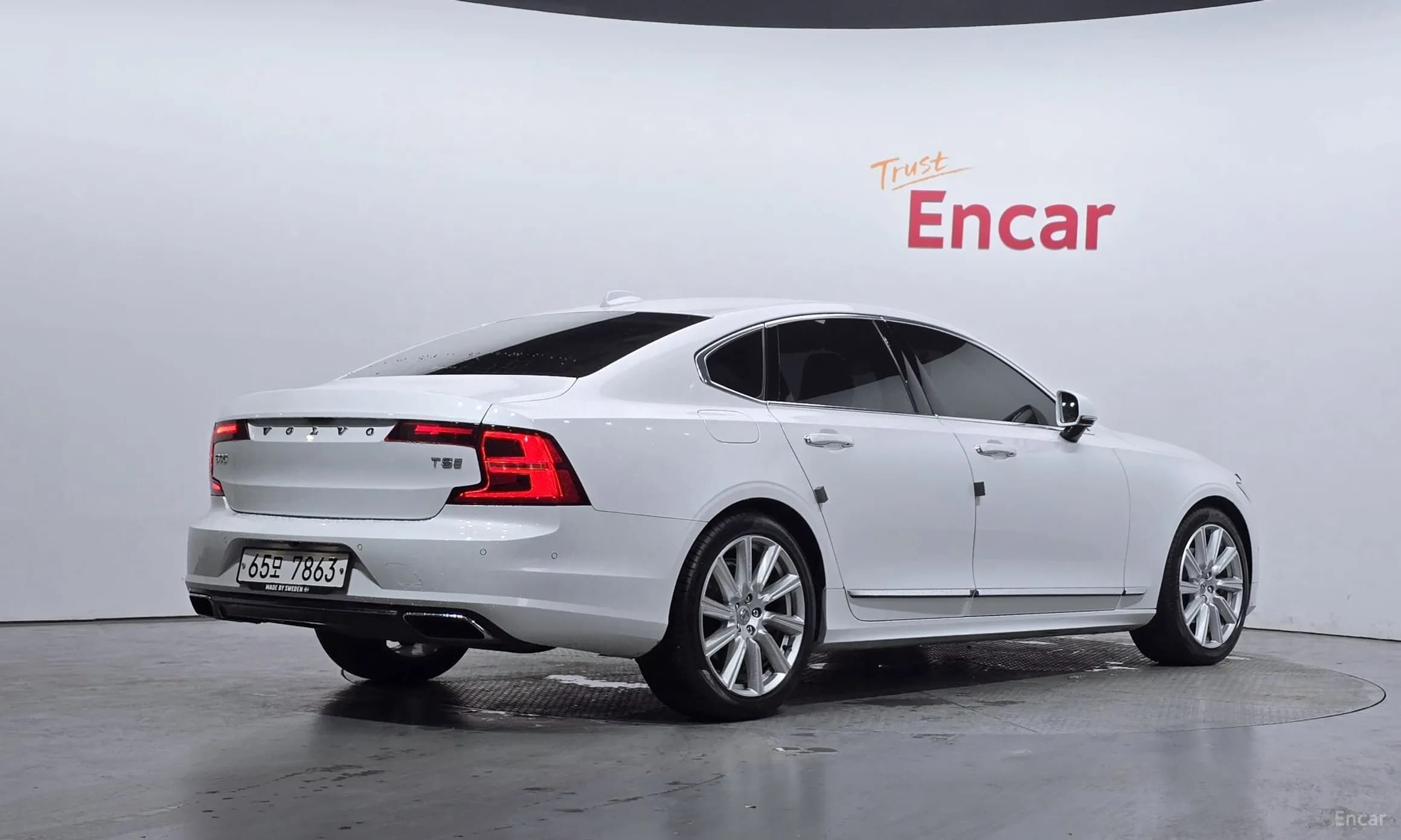 S90