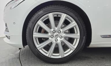 S90
