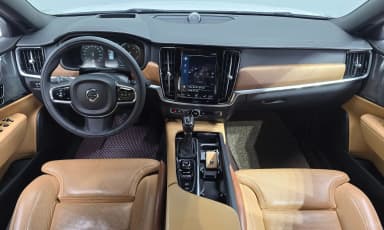 S90