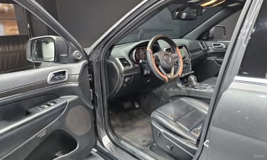 Grand Cherokee