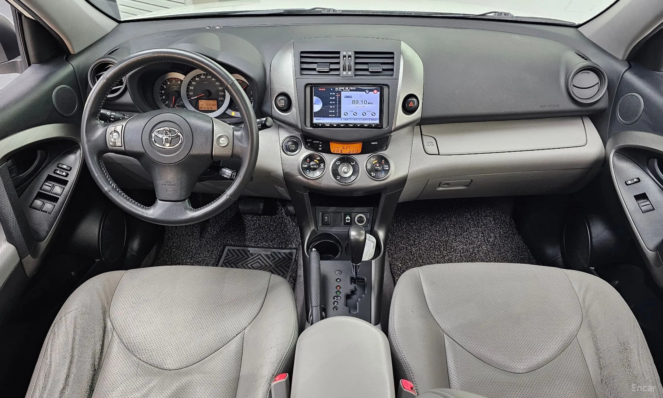 RAV4