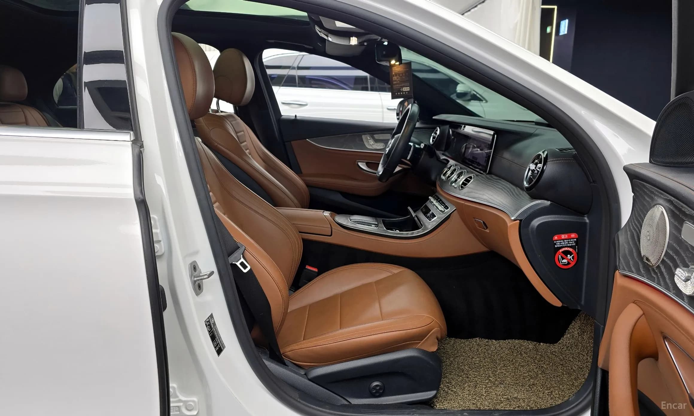 E-Class W213