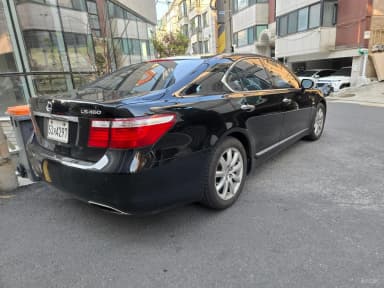 LS460