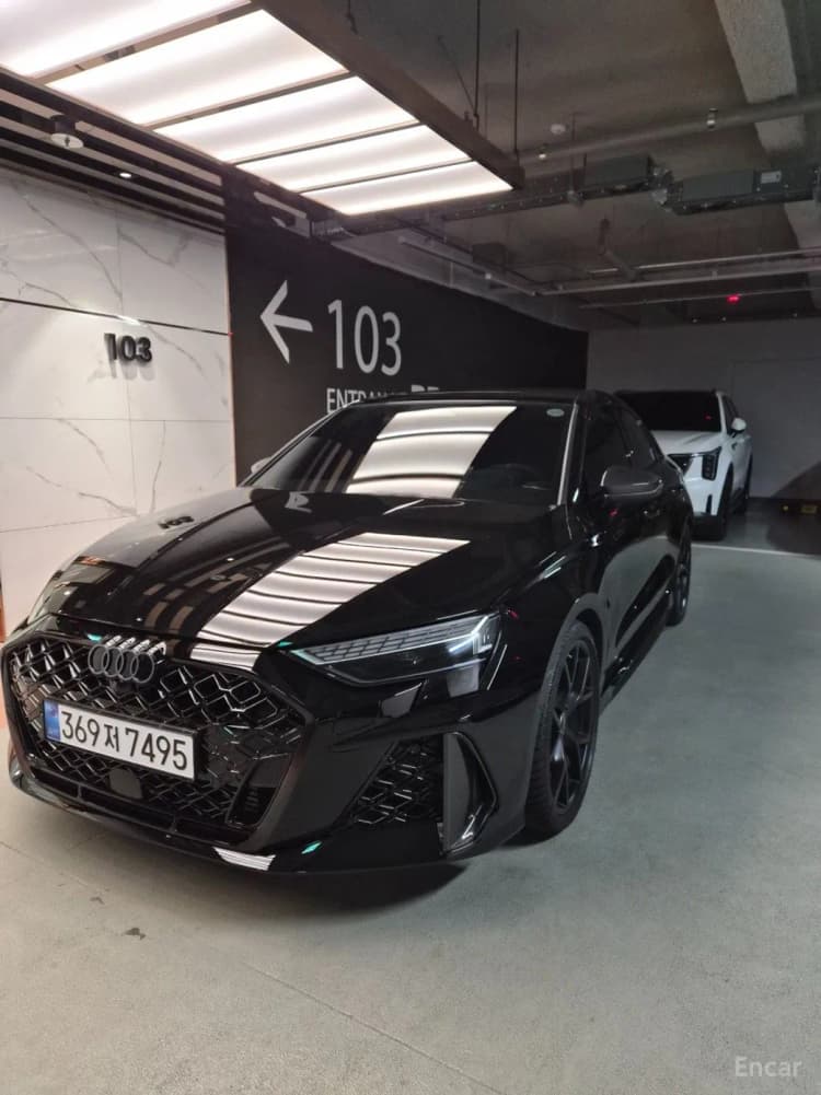 RS3 (8Y)