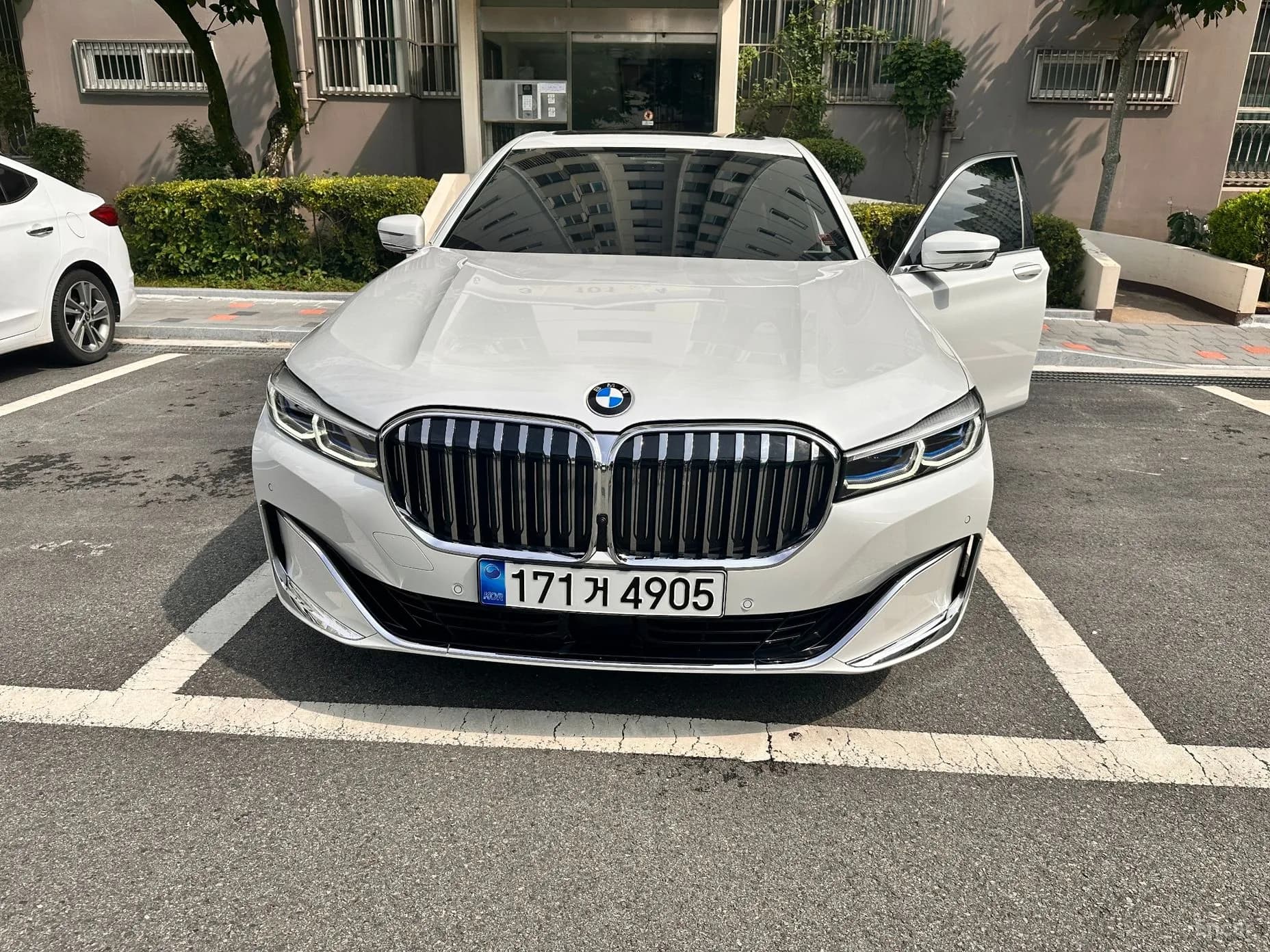7 Series (G11)