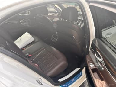 7 Series (G11)