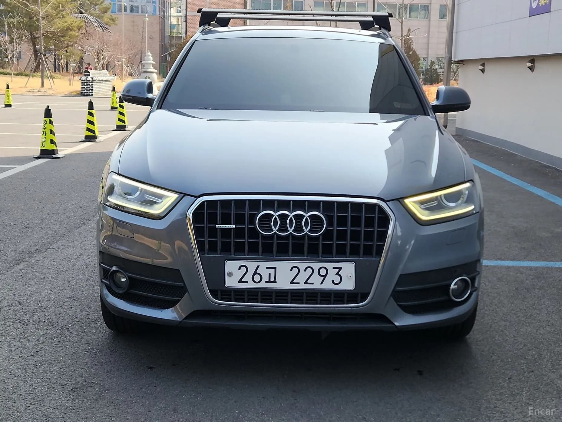 Q3