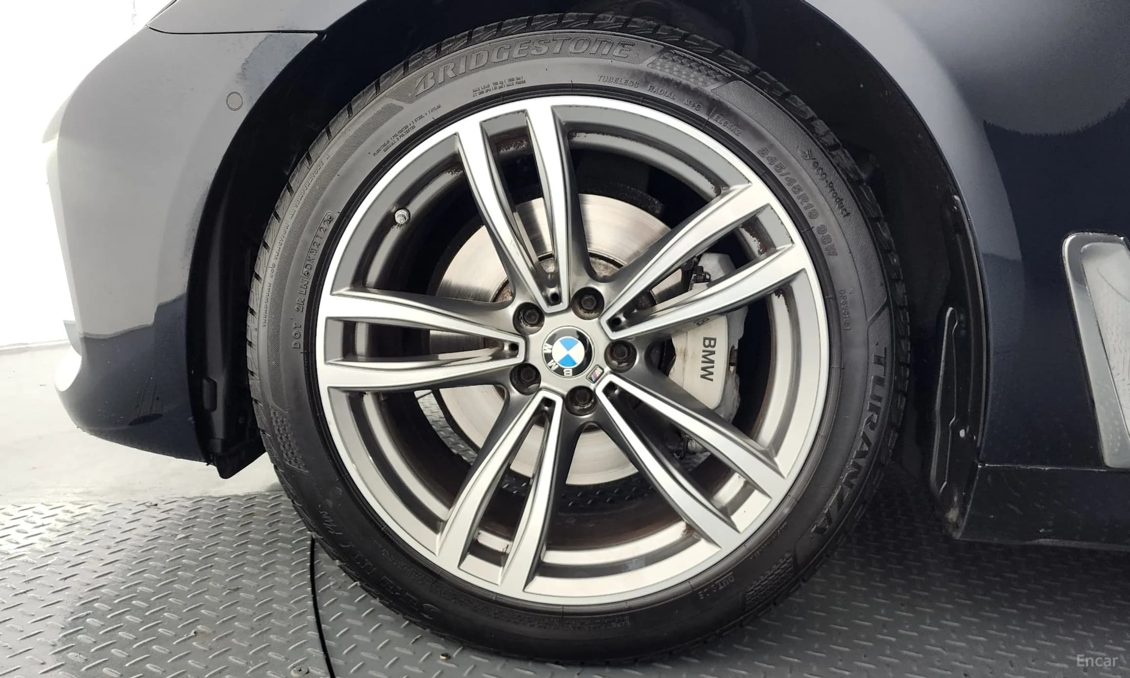 7 Series (G11)