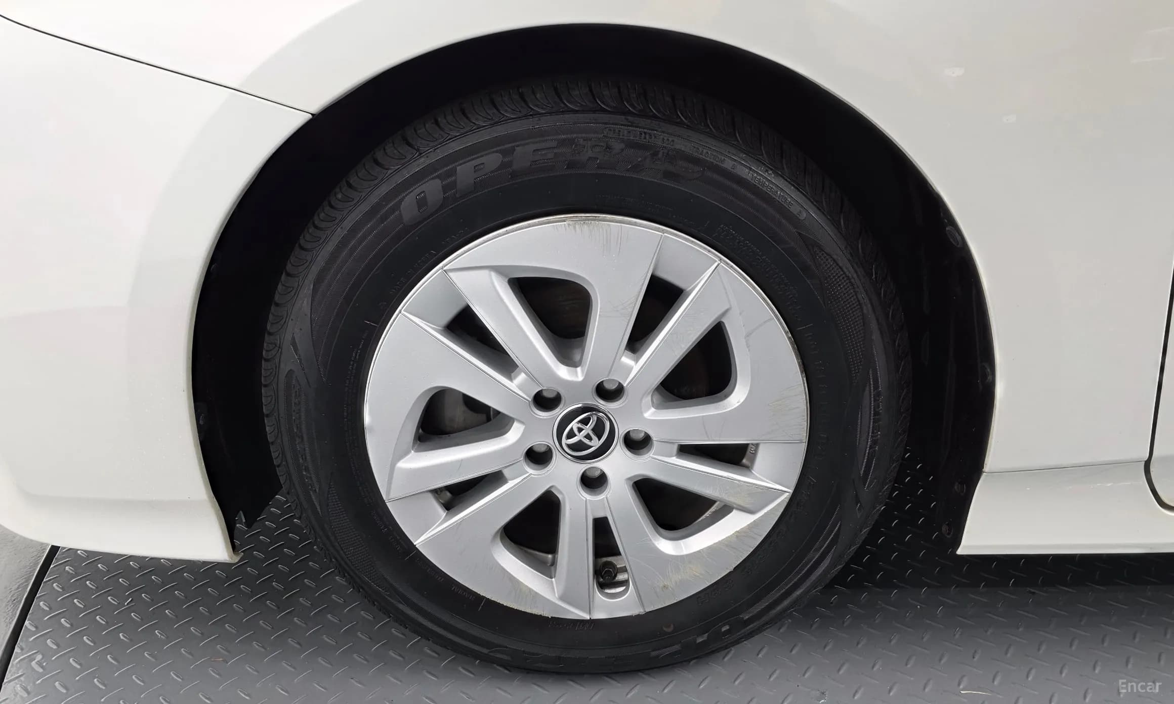 Prius 4th Generation