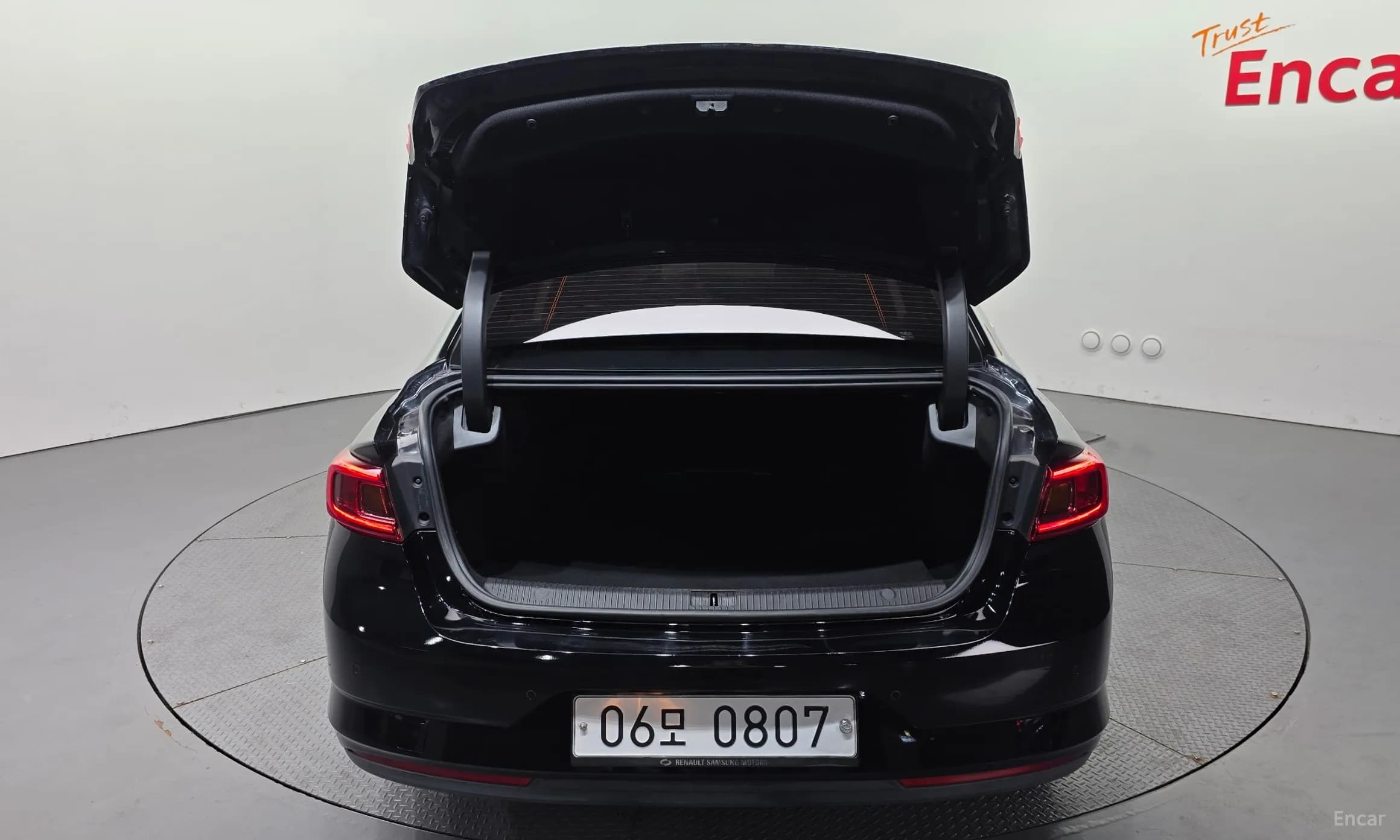 SM6