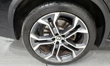 X5 (G05)