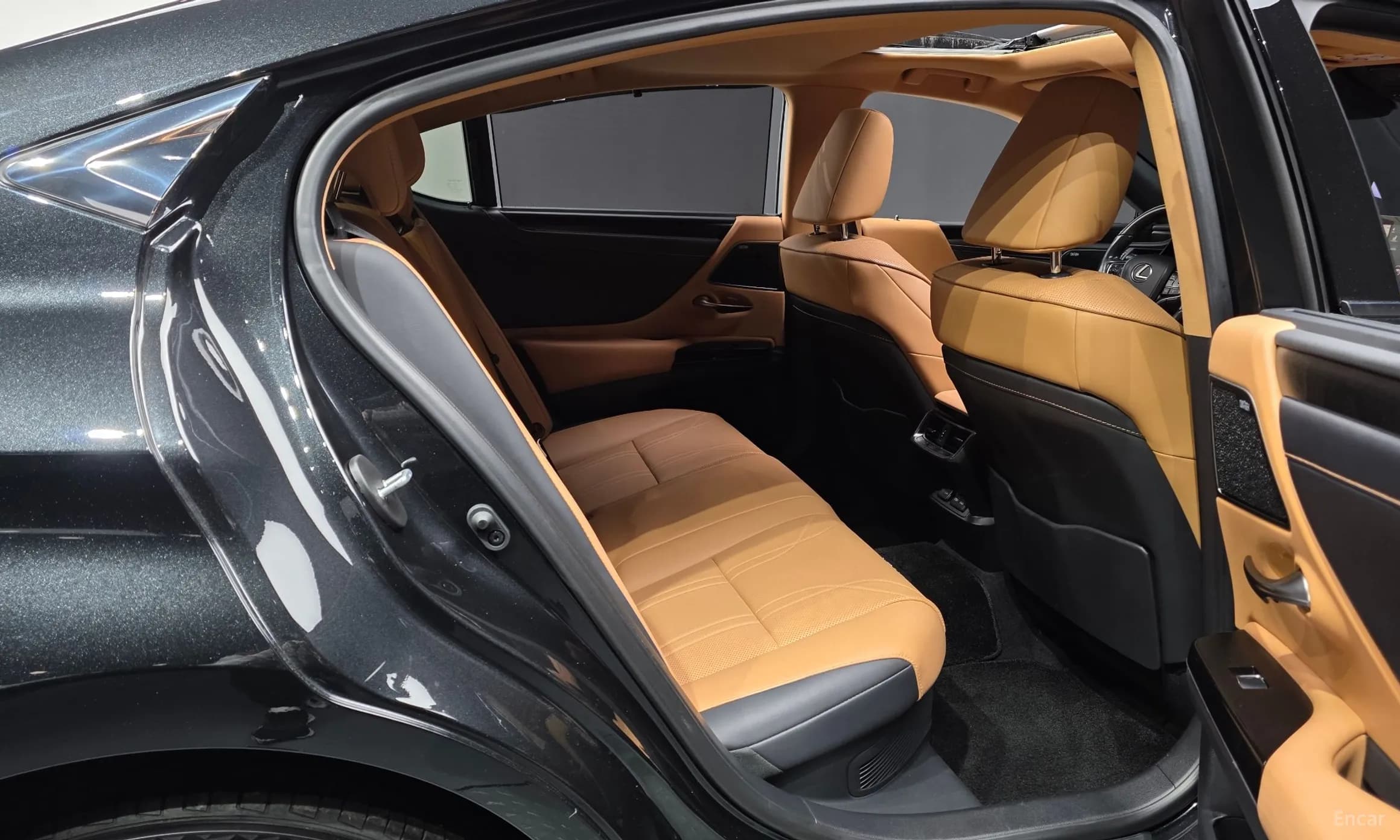 ES300h 7th Generation