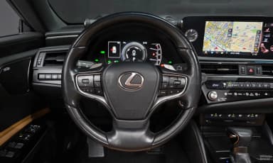 ES300h 7th Generation