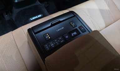 ES300h 7th Generation