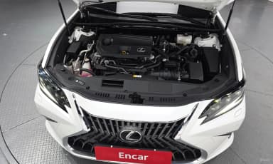 ES300h 7th Generation