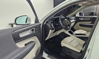 XC40