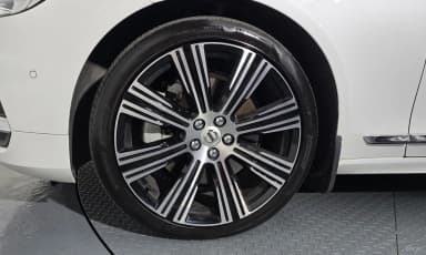 S90