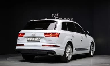 Q7 (4M)