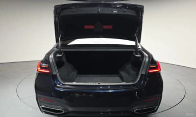 7 Series (G11)