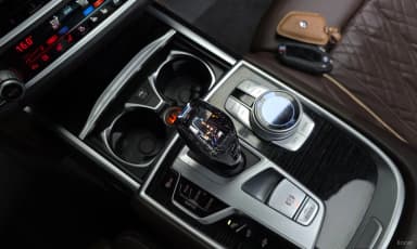 7 Series (G11)