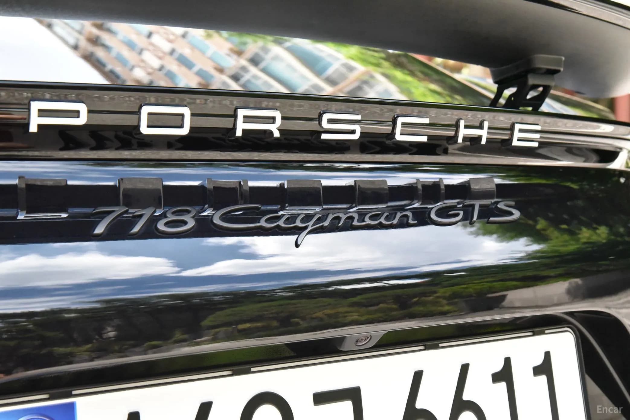 718 Cayman