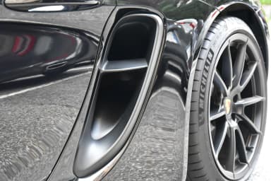 718 Cayman