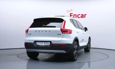 XC40