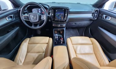 XC40