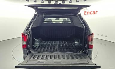 Rexton Sports Khan