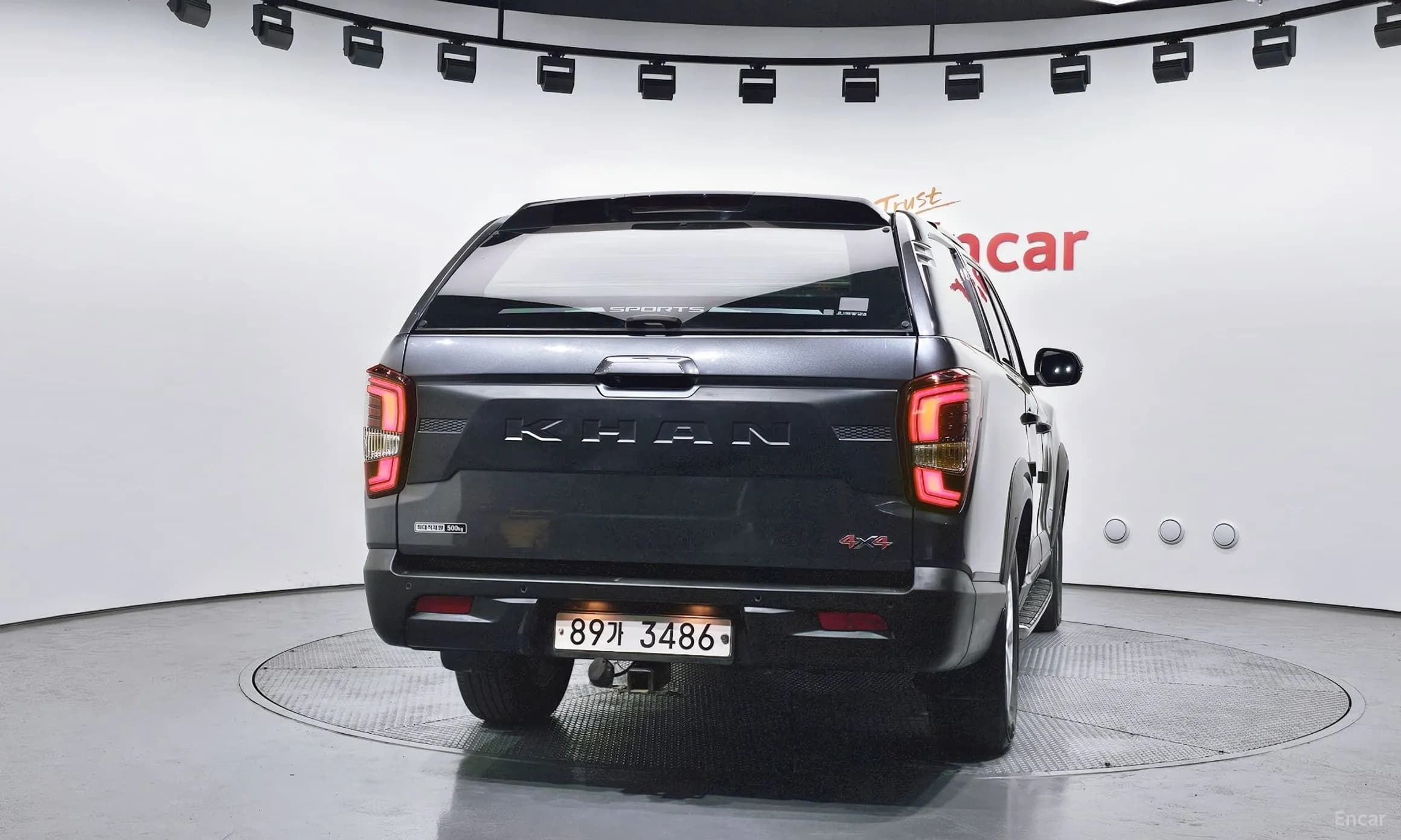 Rexton Sports Khan