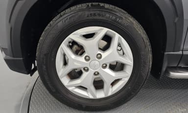 Rexton Sports Khan