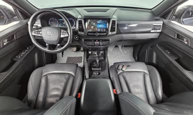 Rexton Sports Khan