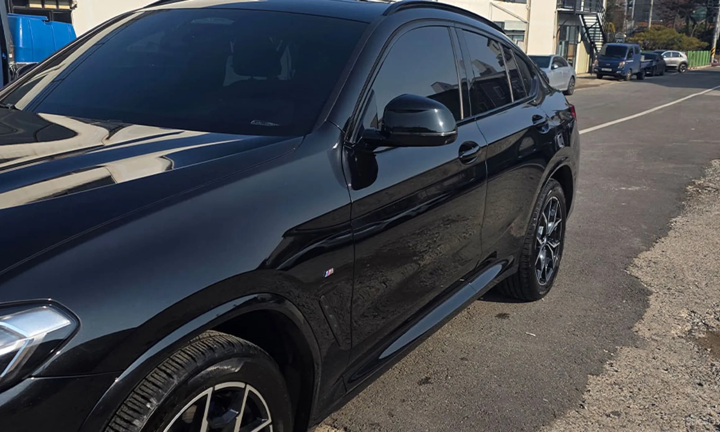 X4 (G02)