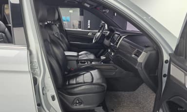 G4 Rexton