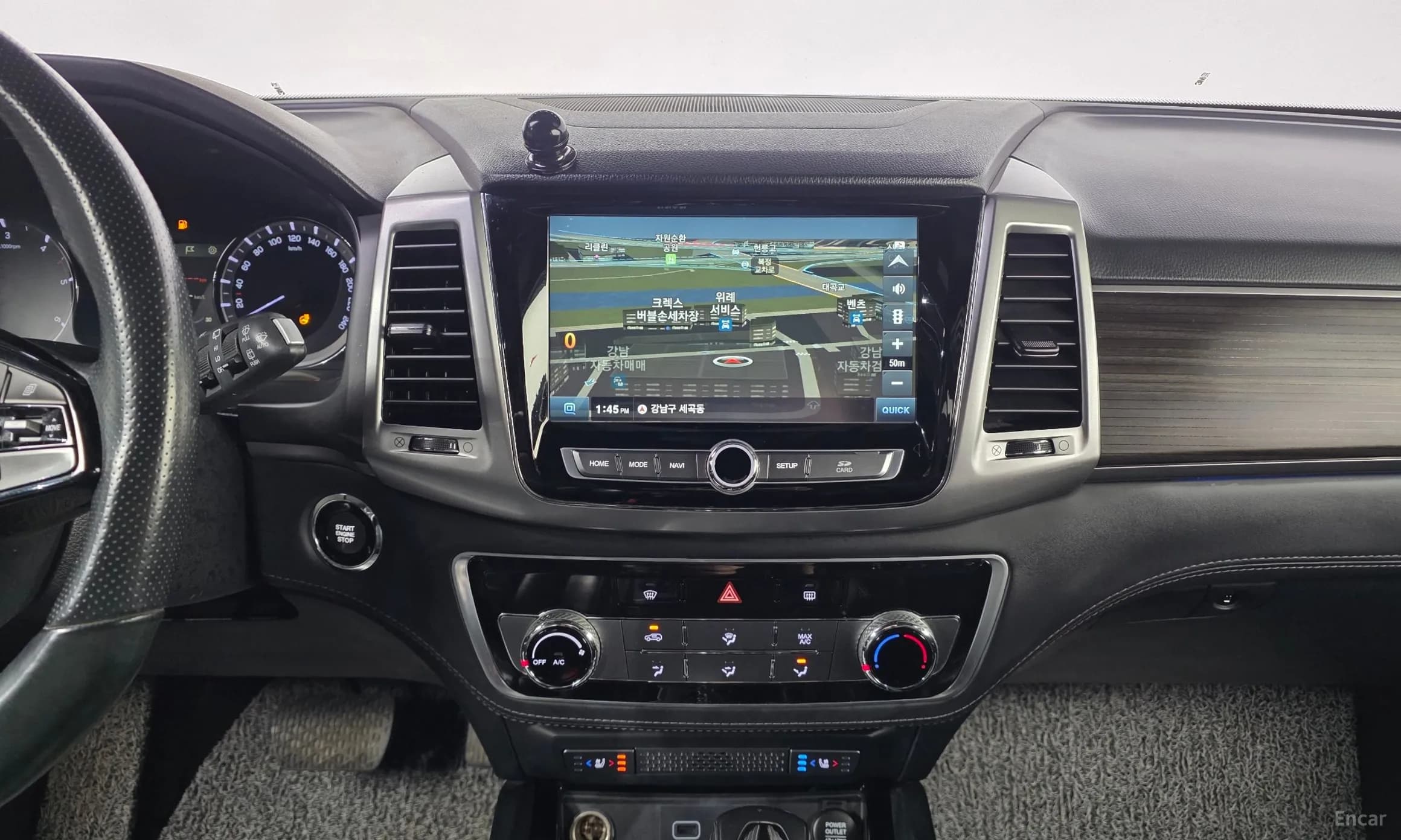 G4 Rexton