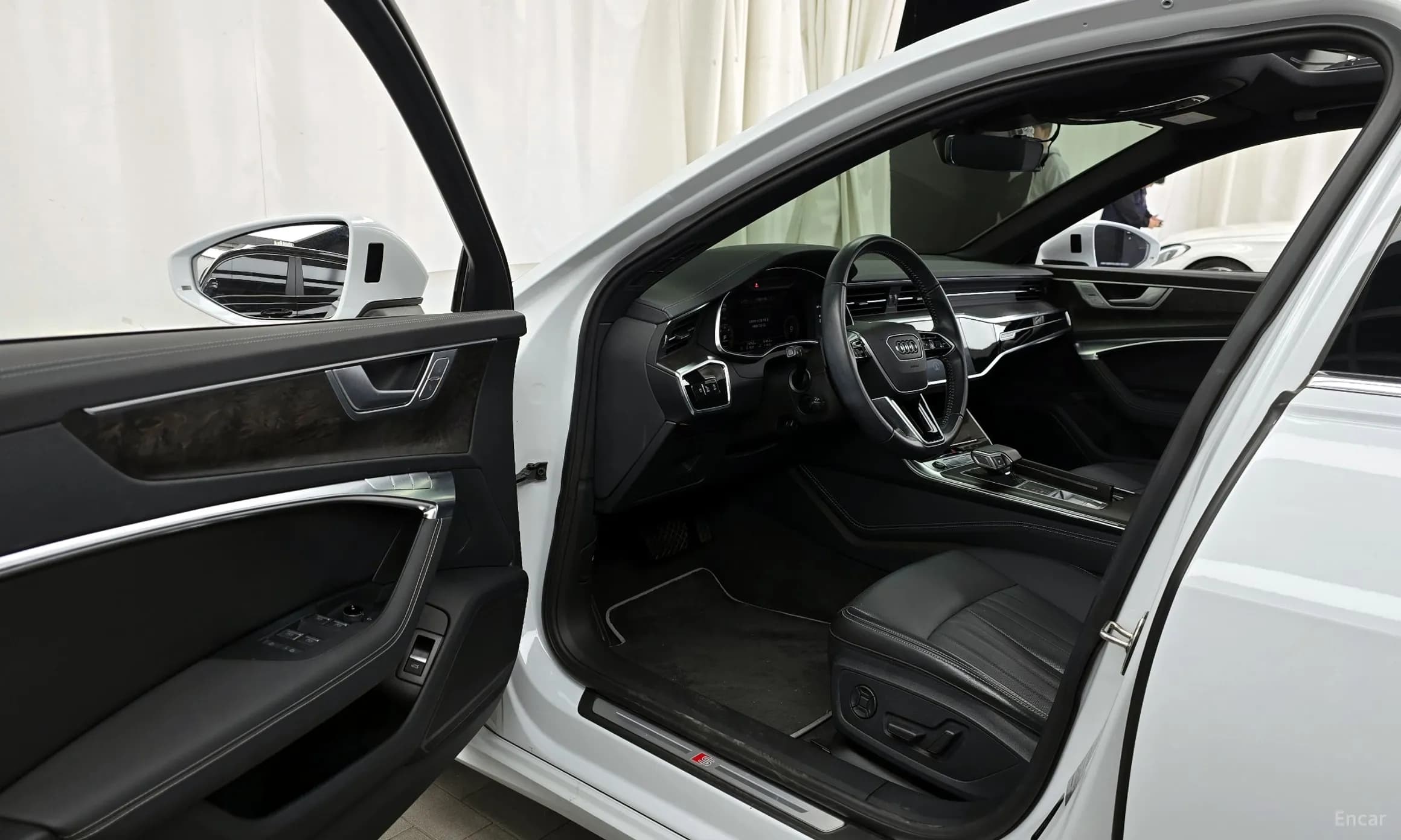 A6 (C8)