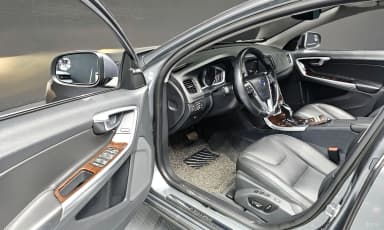 S60