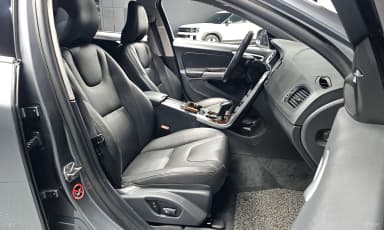 S60
