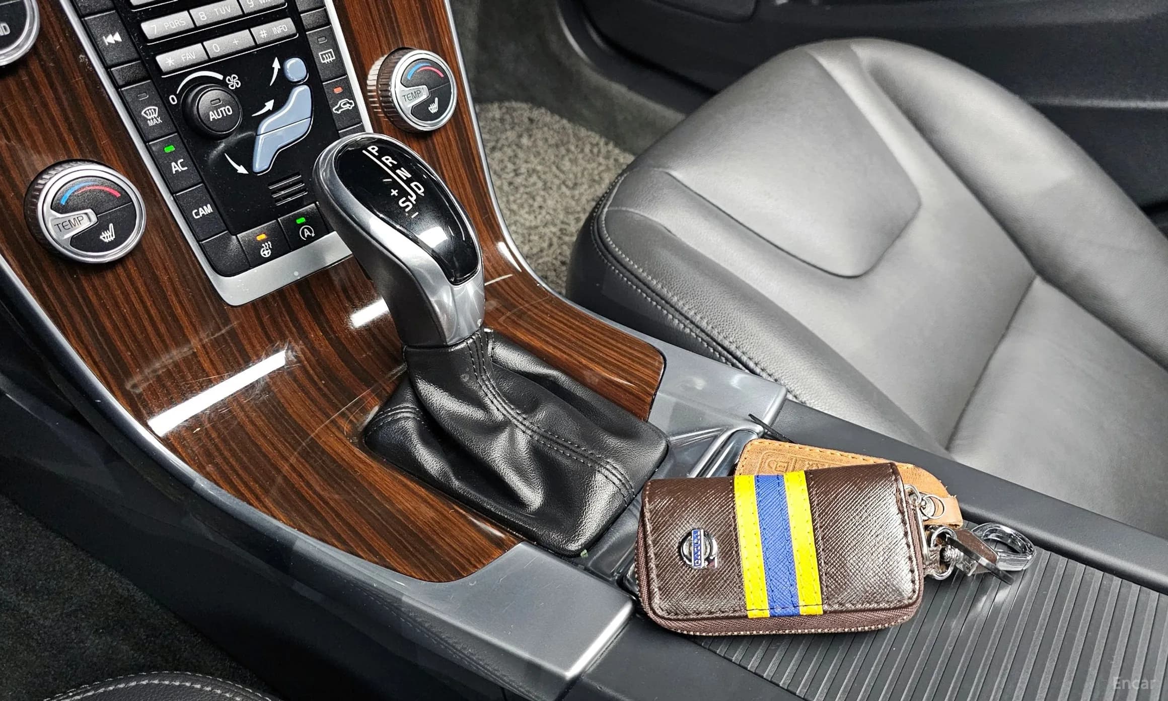 S60
