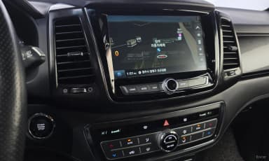 Rexton Sports Khan