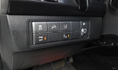 Rexton Sports Khan