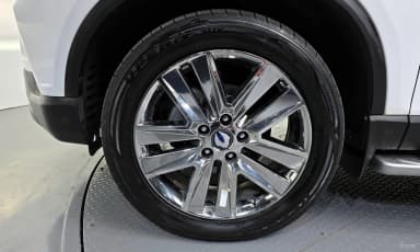 Rexton Sports Khan