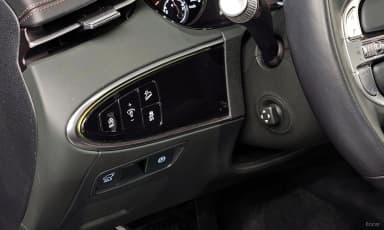 GV70