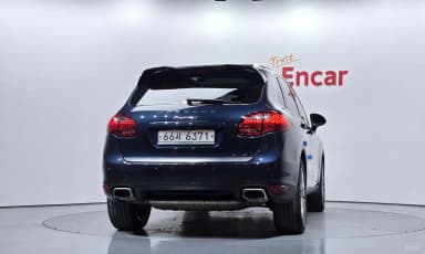 New Cayenne