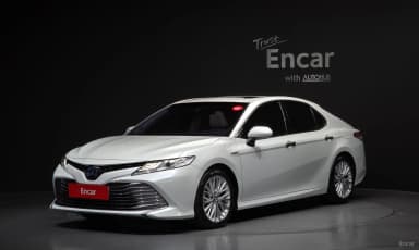 Camry (XV70)