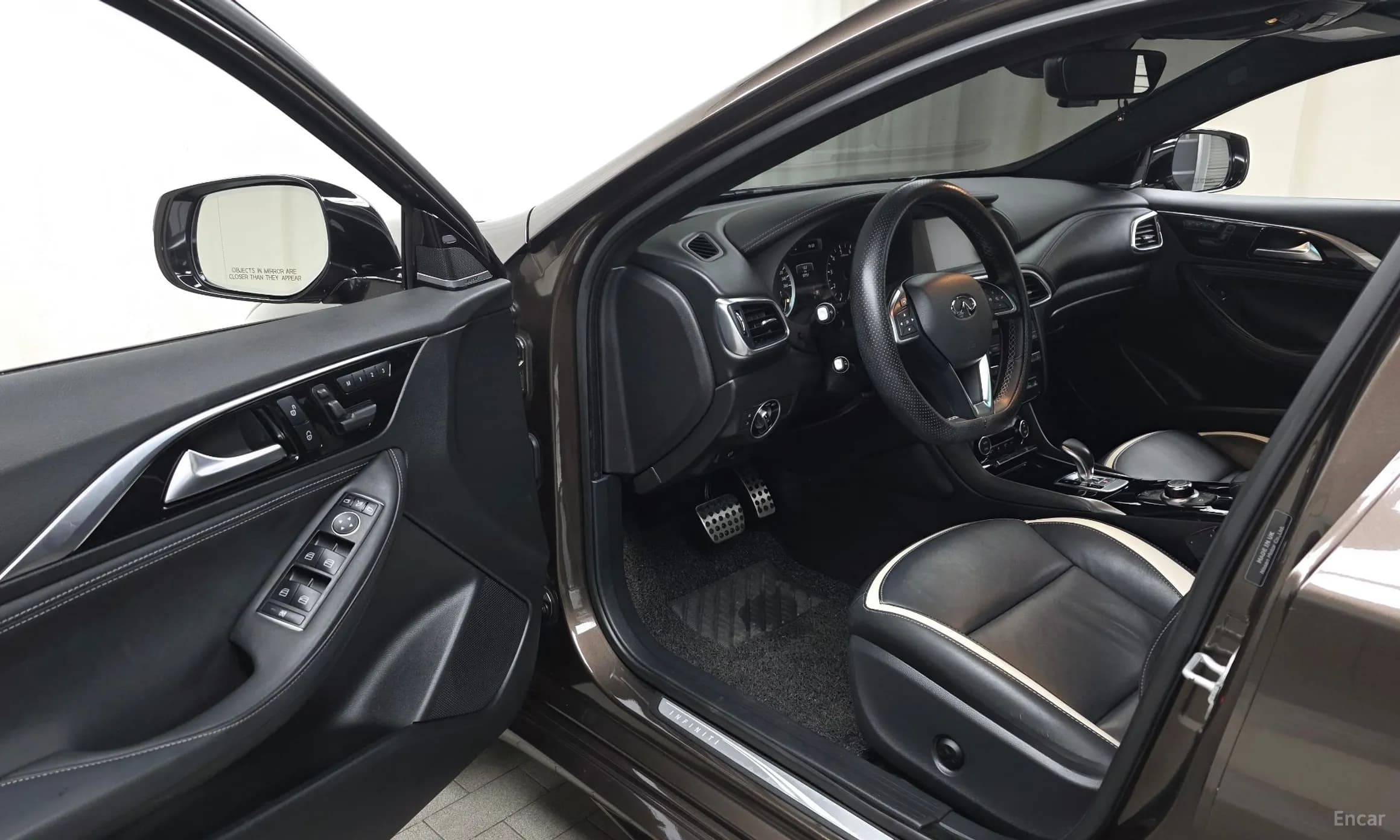 Q30